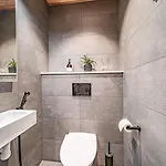 C10 Center Incl 2 Passes By Aavalevi Apartamento