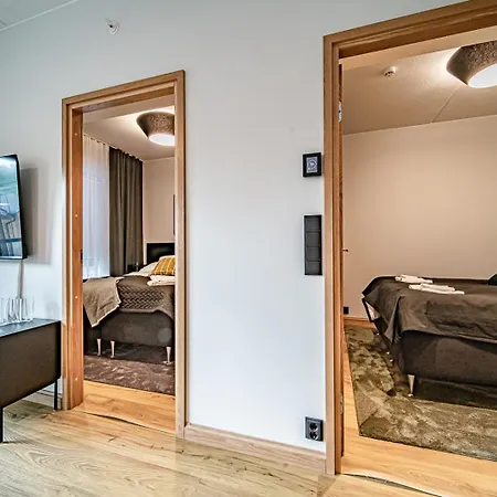 C10 Center Incl 2 Passes By Aavalevi