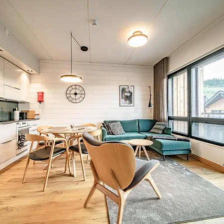 C10 Center Incl 2 Passes By Aavalevi Apartament