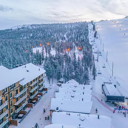 C10 Center Incl 2 Passes By Aavalevi Huoneisto *